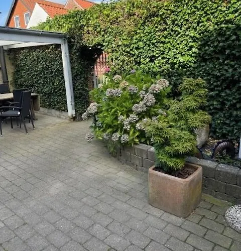 Korsbrodregade 12 * Ribe