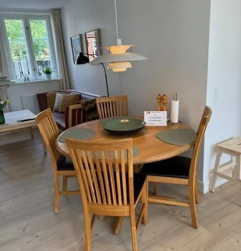 Korsbrodregade 12 Apartamento *